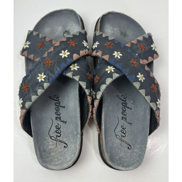 Free People Wildflowers Embroidered Floral Sandals Blue Slides Size 38 US 7.5 - Picture 10 of 11